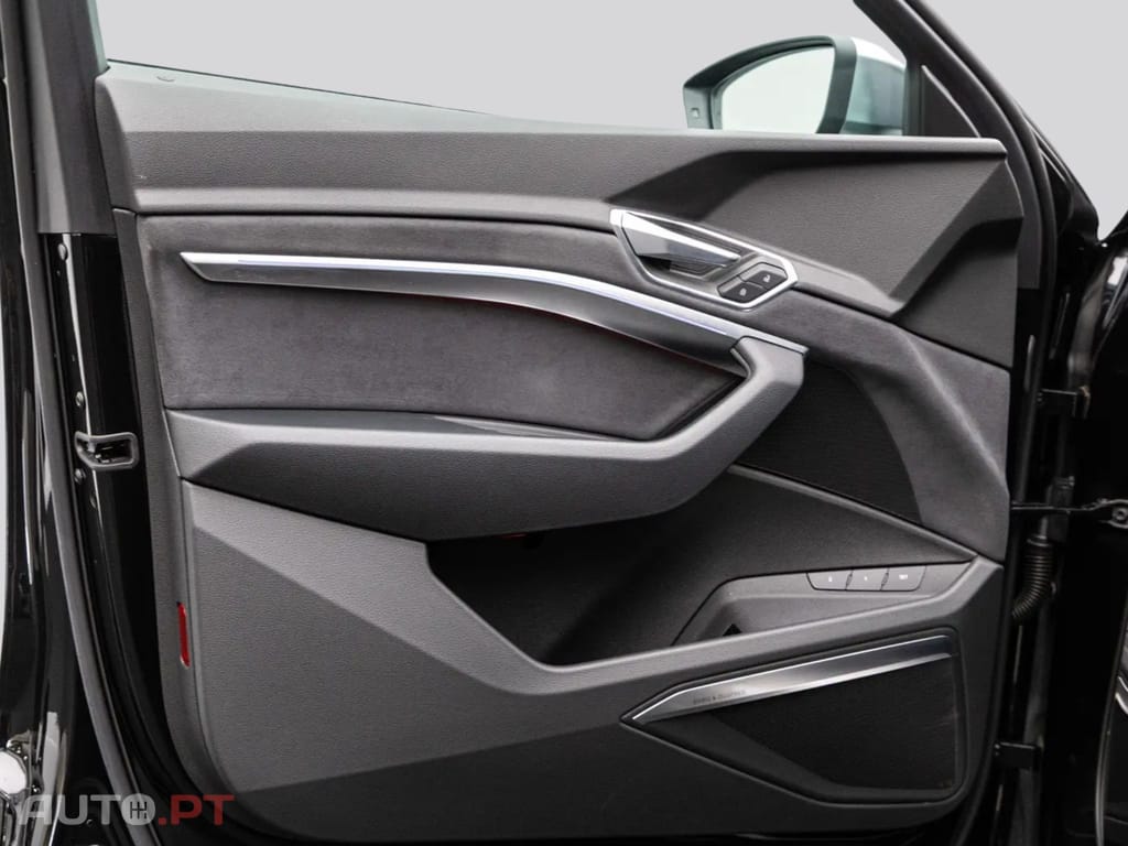 Audi E-Tron S BLACK I.V.A DEDUTIVEL 