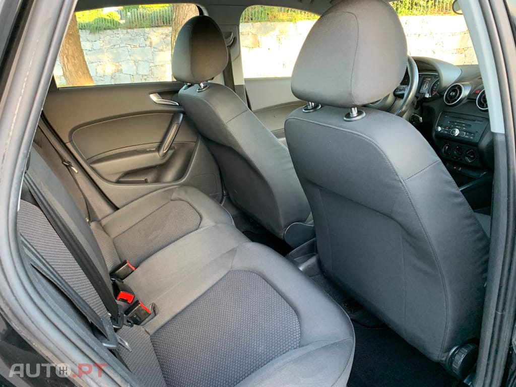 Audi A1 1.6  TDI