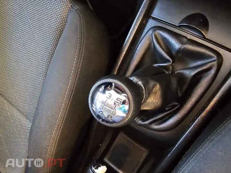 Peugeot 207 SW 1.4 VTi Sportium
