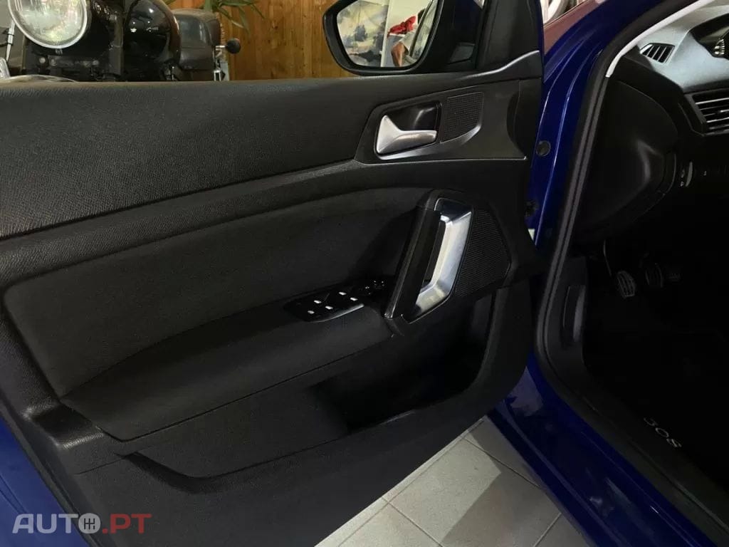 Peugeot 308 1.2 PureTech Active Pack