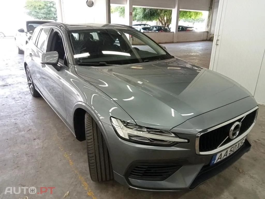 Volvo V60 2.0 T8 AWD TE Momentum