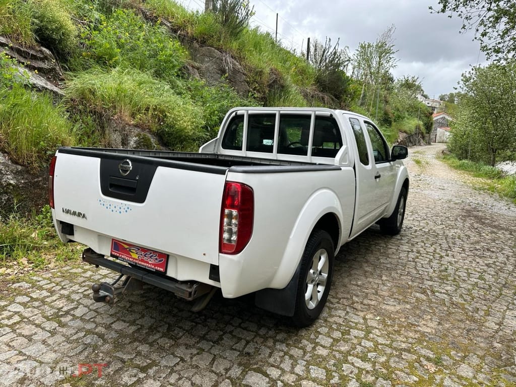 Nissan Navara 2.5 dCi CD LE 4WD