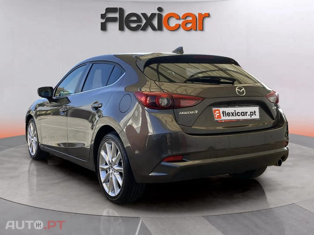 Mazda 3 1.5 Sky-D Excellence Navi