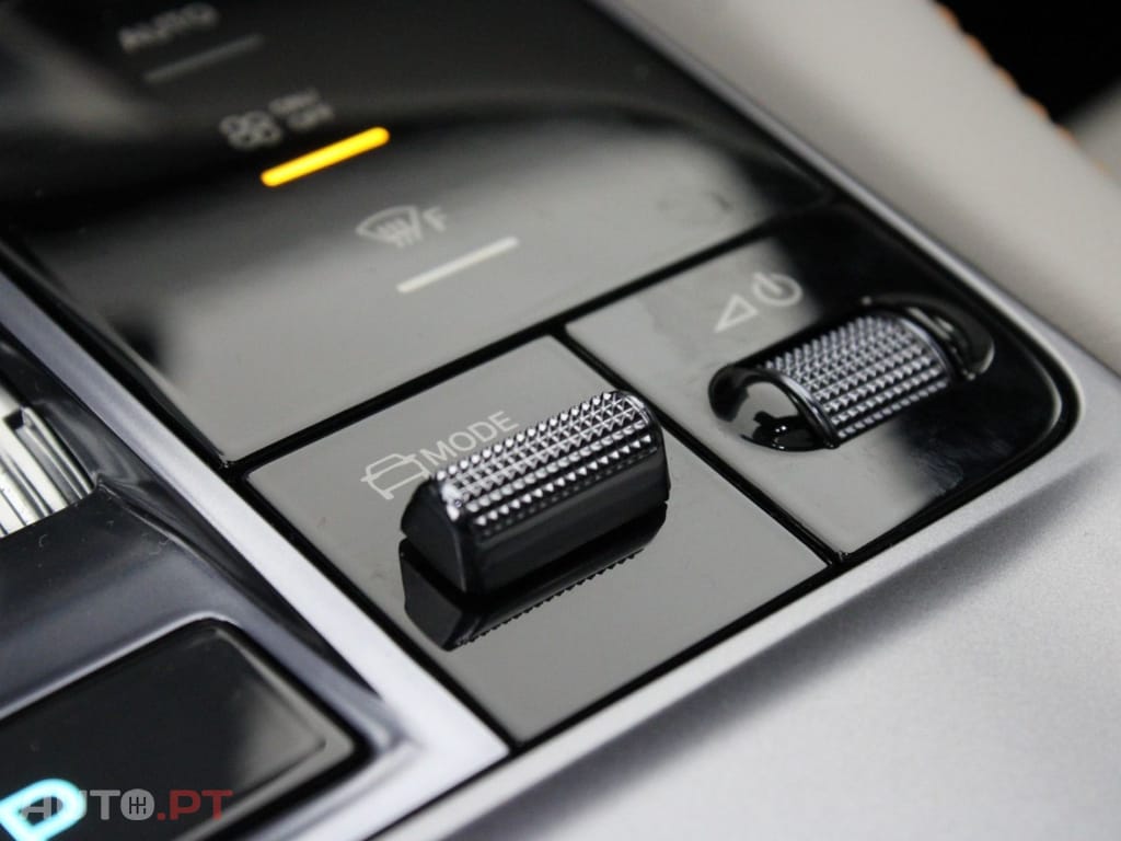 BYD Seal U 87KW DESIGN I.V.A DEDUTÍVEL