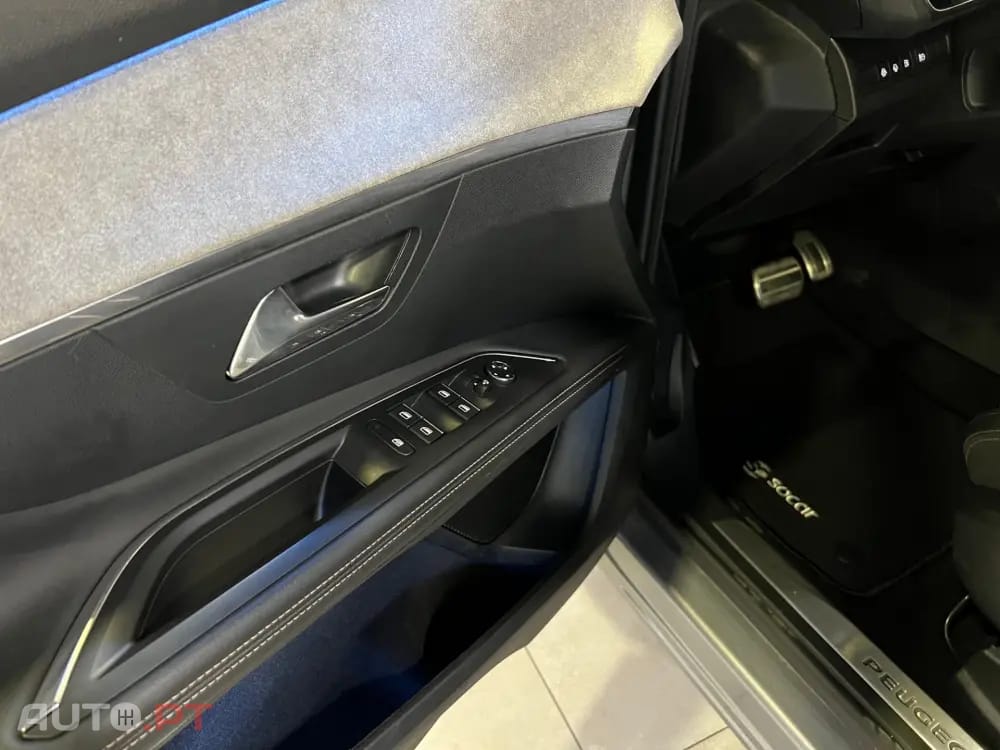 Peugeot 3008 1.6 Hybrid GT Pack e-EAT8