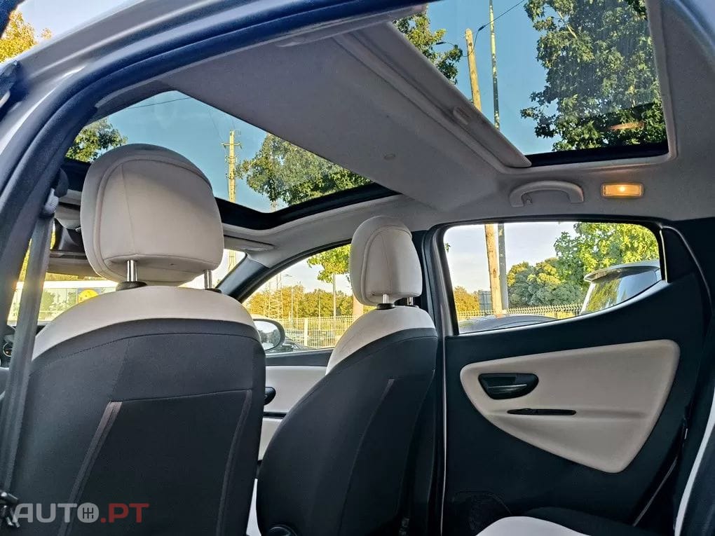 Lancia Ypsilon 1.2 S&S Fashion