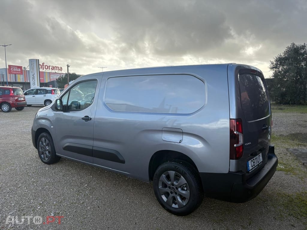 Opel Combo 1.5 Blue Hdi EAT6