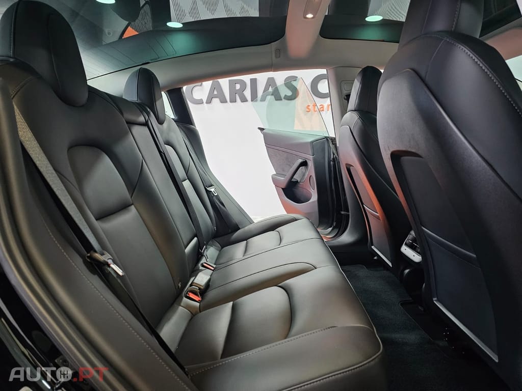 Tesla Model 3 Standard Range Plus RWD