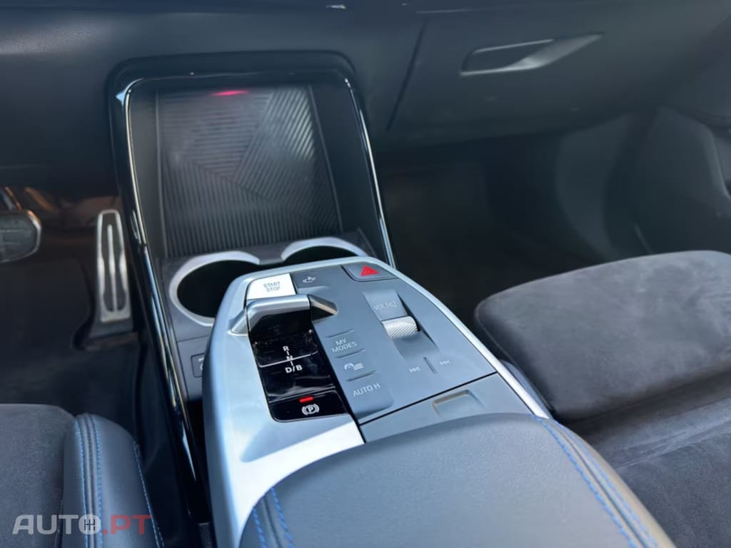 BMW iX1 xDrive30 M-SPORT 