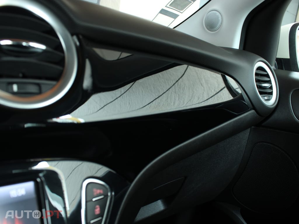 Opel Adam 1.0 T Rocks