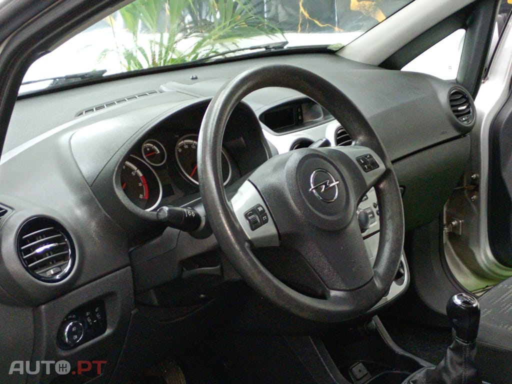 Opel Corsa 1.2 Enjoy FlexFuel