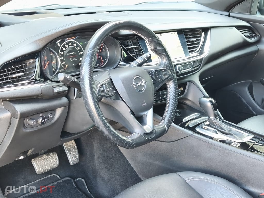 Opel Insignia 1.6 CDTi Innovation Auto