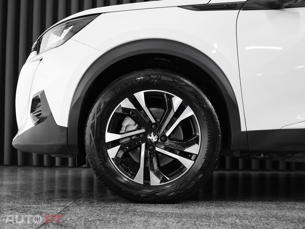 Peugeot E-2008 Allure