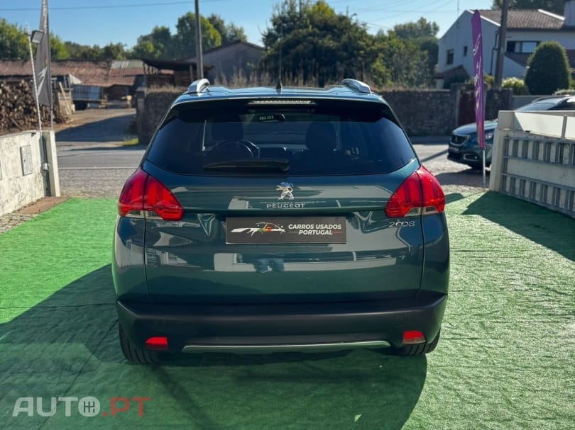 Peugeot 2008 PureTech 110 Stop&Start UrbanCross