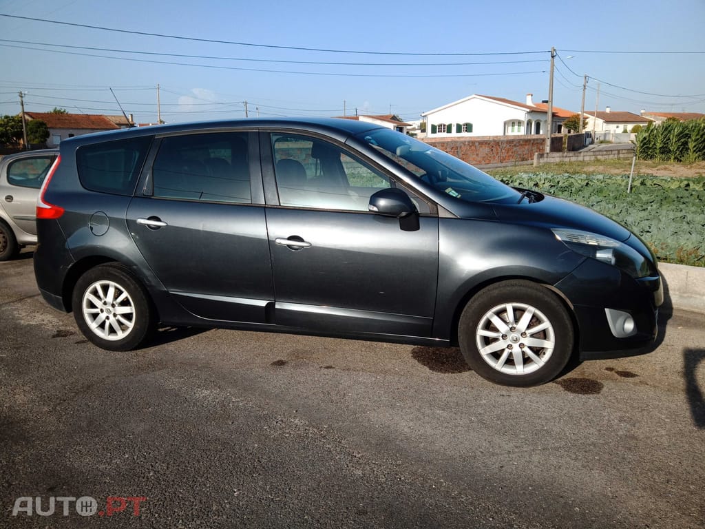 Renault Grand Scénic 1.9 dCi Luxe 7L