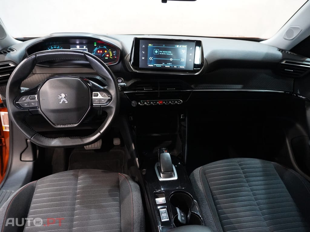 Peugeot E-2008 50 kWh Active