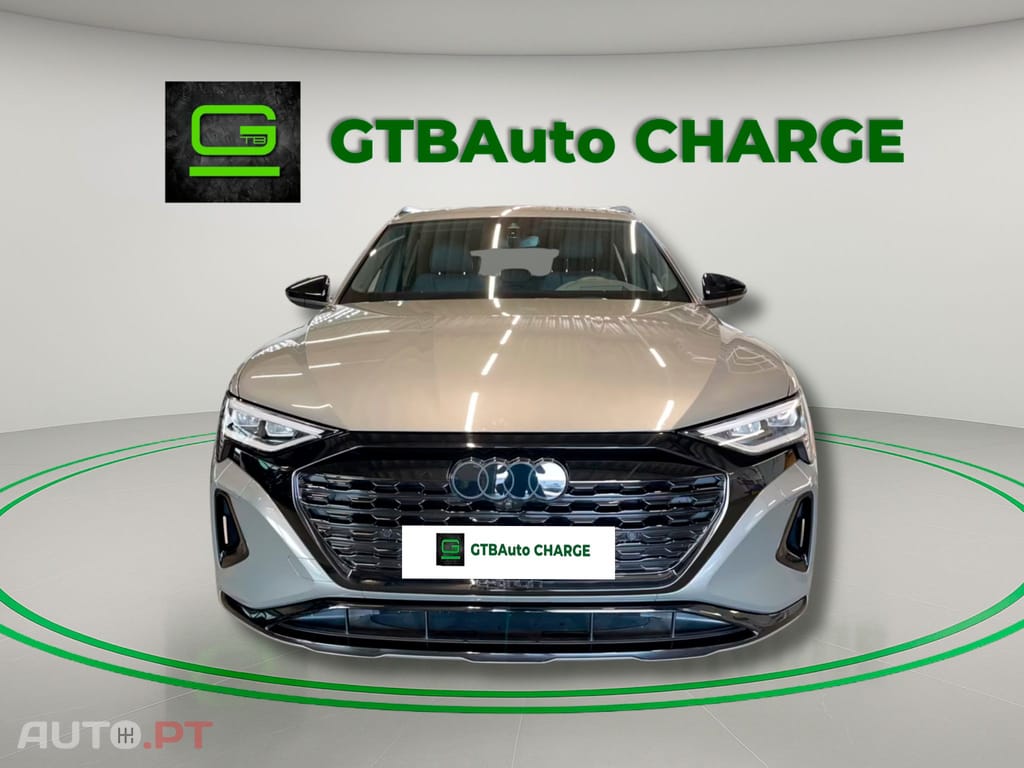 Audi Q8 E-Tron I.V.A DEDUTIVEL 50 quattro advanced