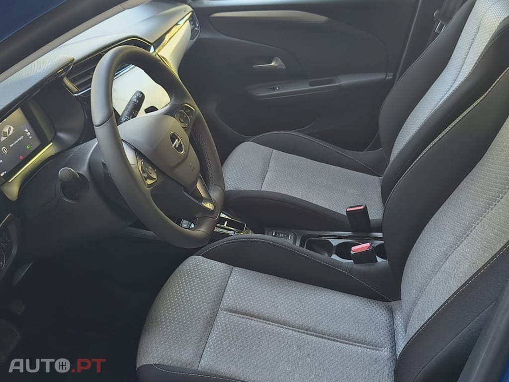 Opel Corsa 1.2 T Edition Aut.