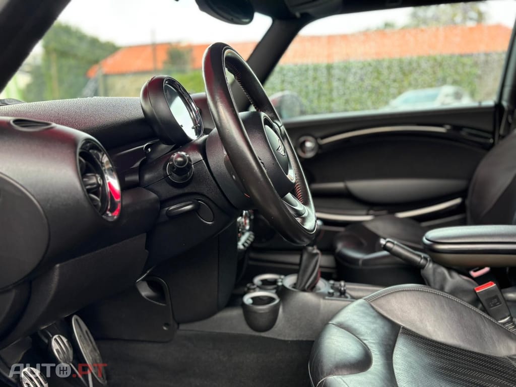 MINI Cooper JCW 1.6 Lci 211cv