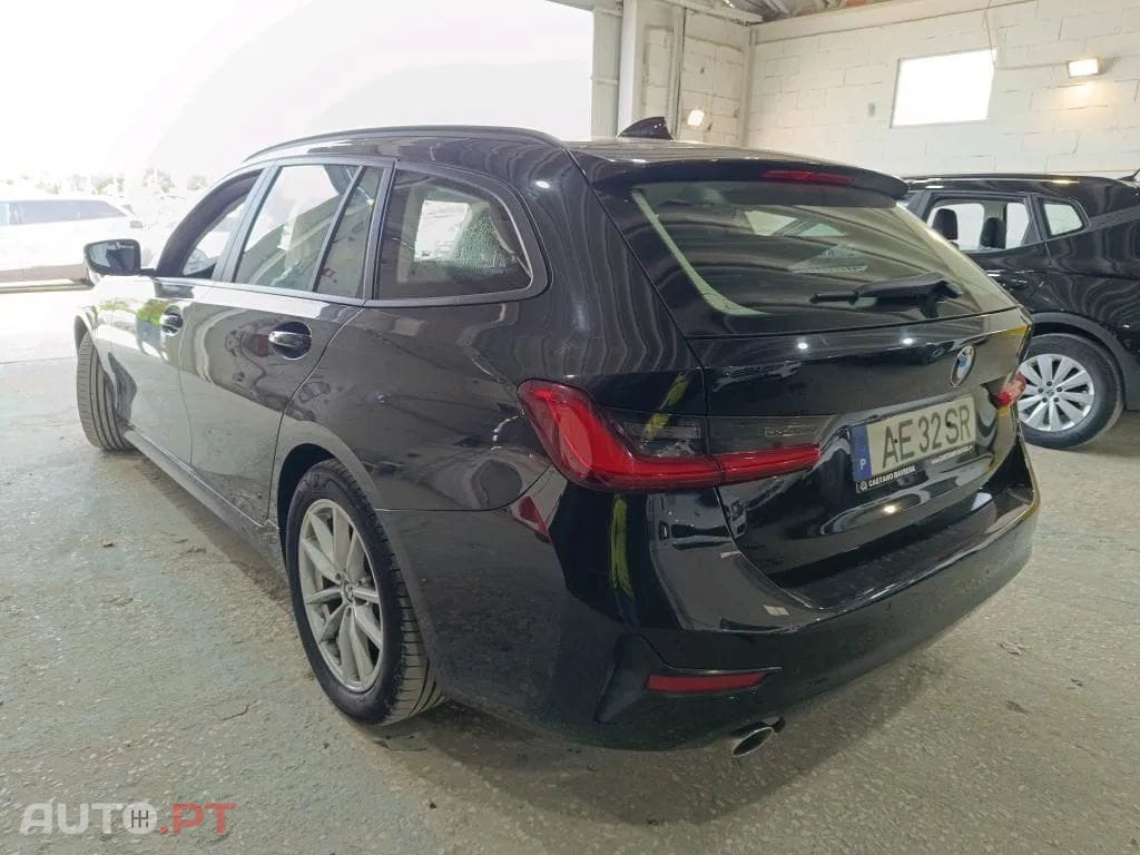 BMW 318 d Touring Essence