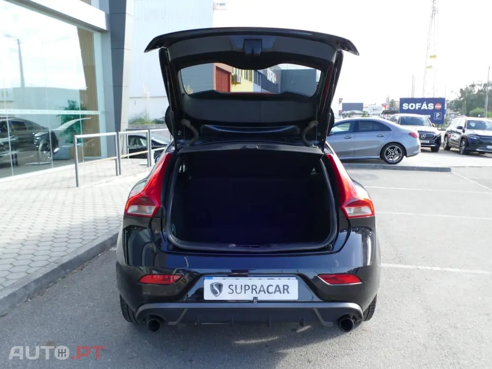 Volvo V40 1.6 D2 R-Design