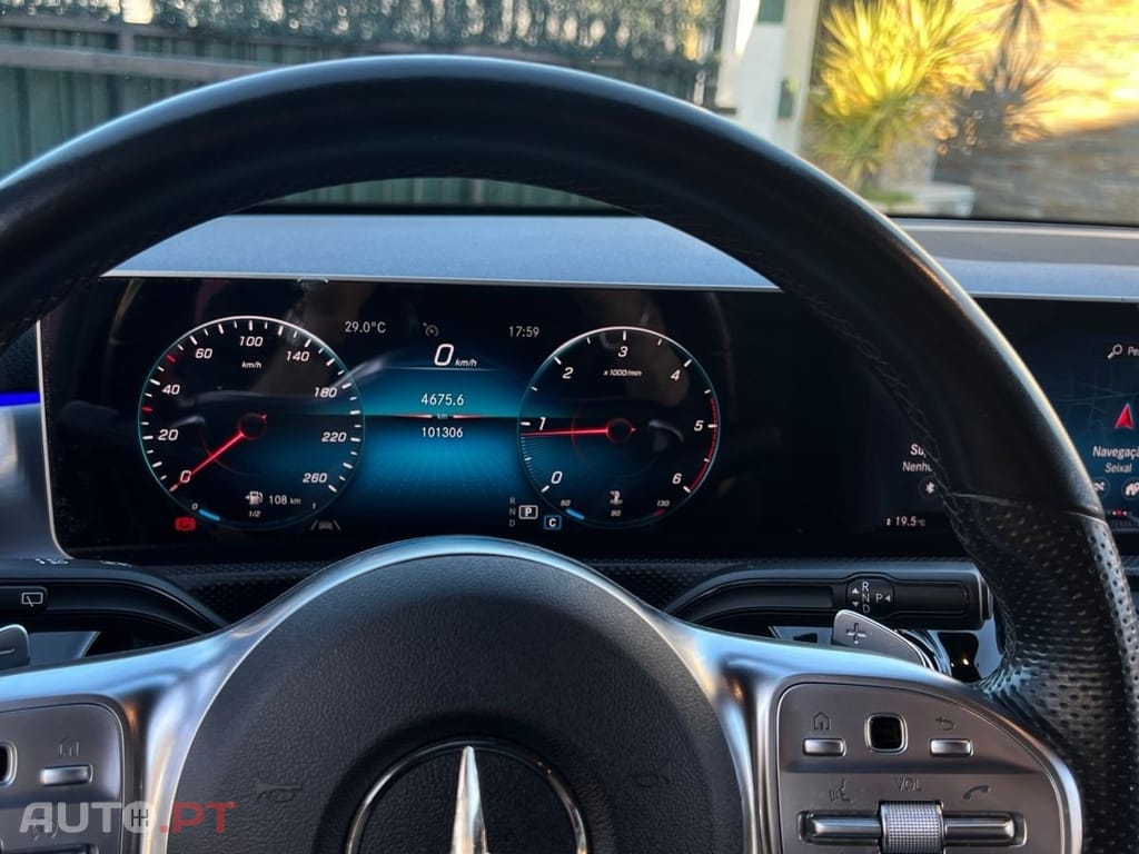 Mercedes-Benz A 180 d 7G-DCT AMG Line