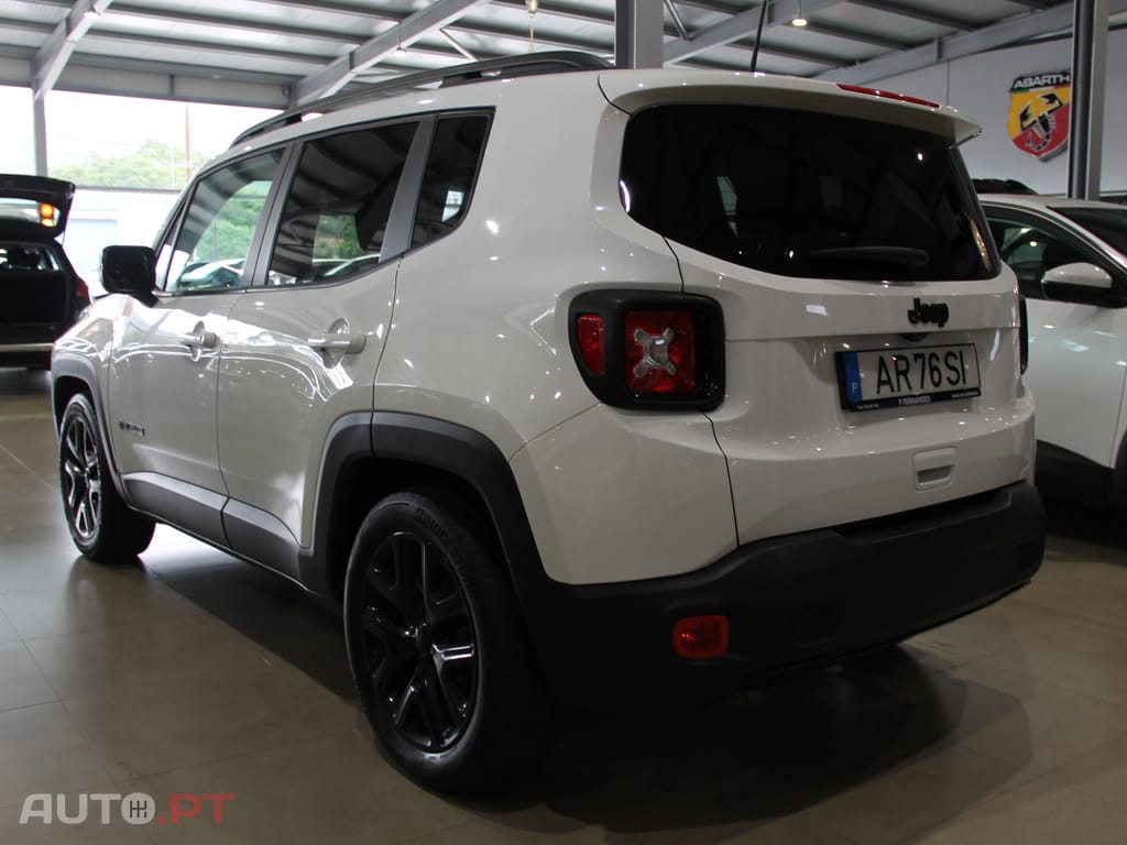 Jeep Renegade 1.6 MJD Night Eagle