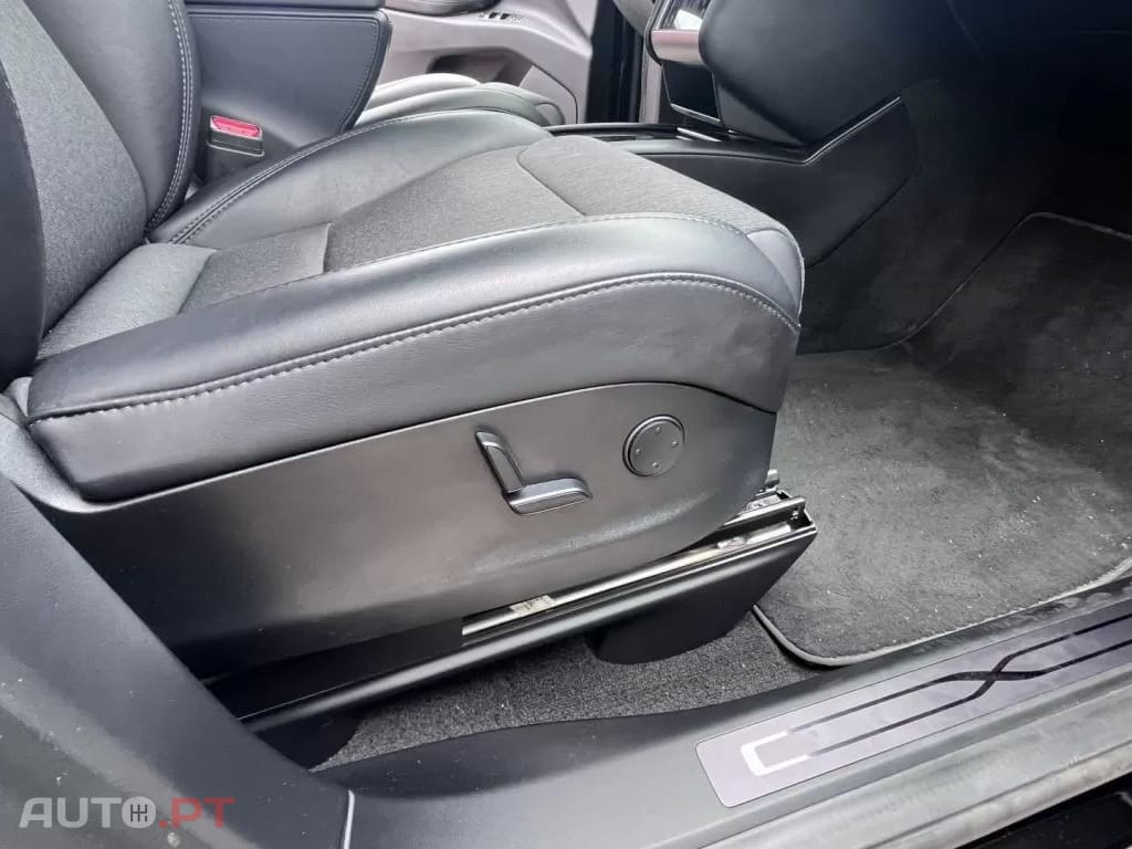 Tesla Model X 75D
