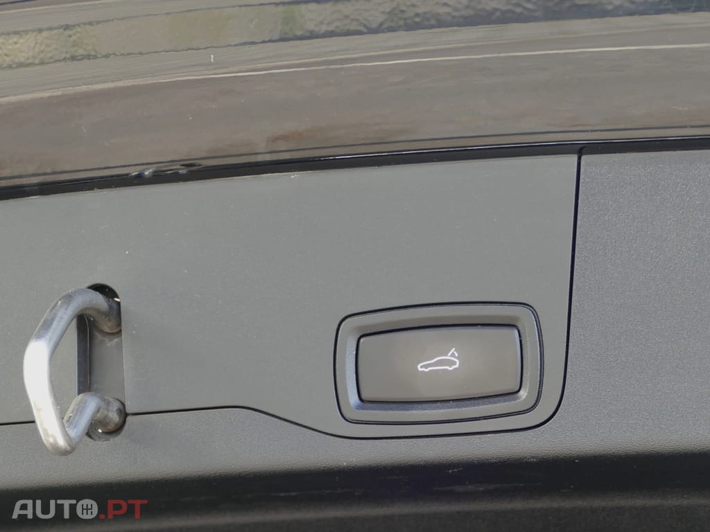 Porsche Taycan 4S