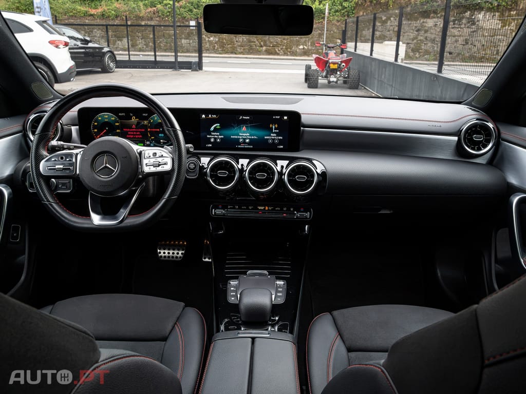 Mercedes-Benz CLA 250 e AMG Line