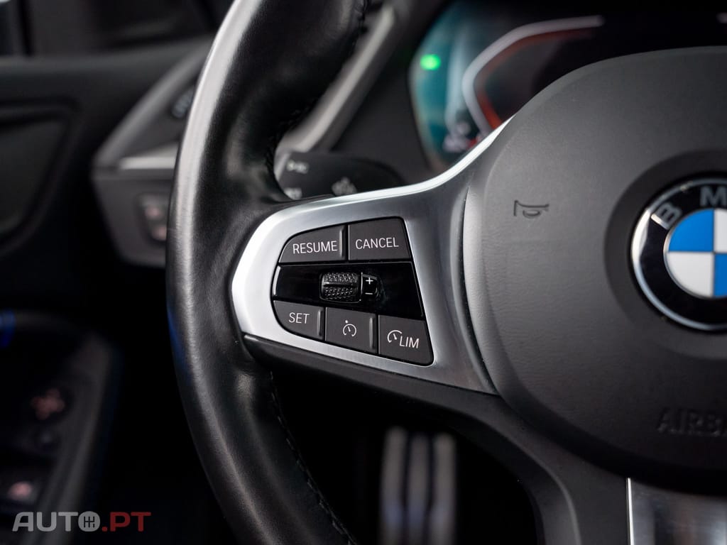 BMW 216 d Pack Desportivo M