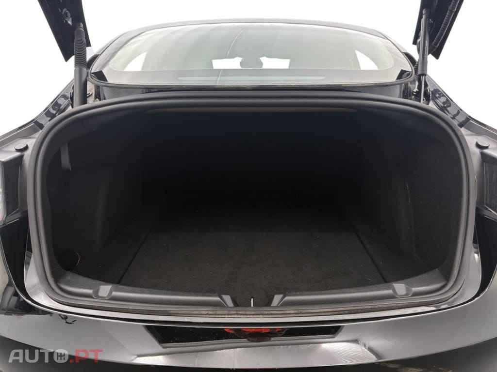 Tesla Model 3 Standard Range Plus RWD
