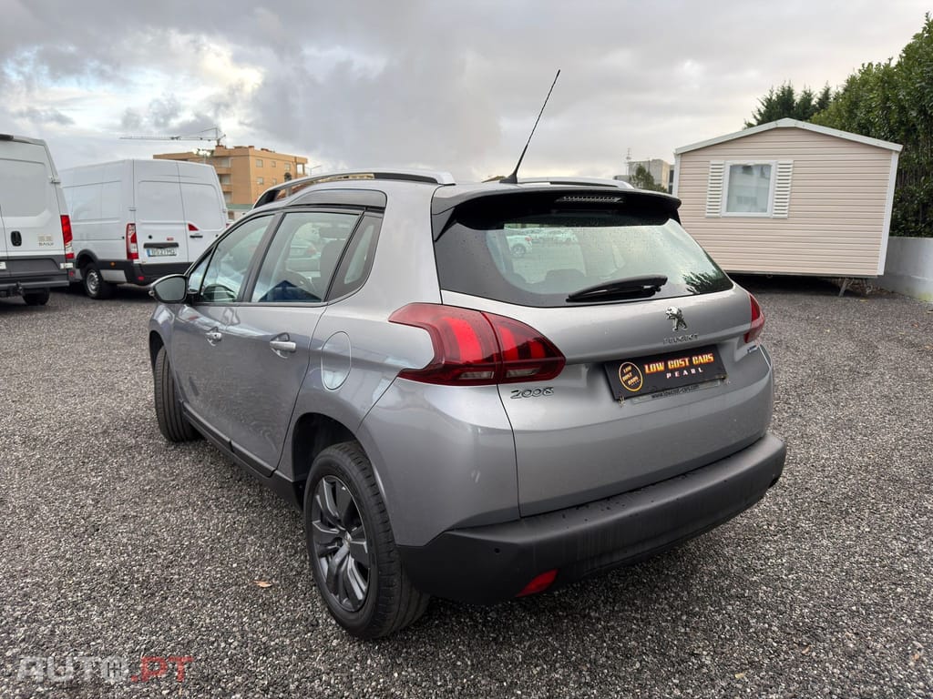 Peugeot 2008 1.2 PureTech Active