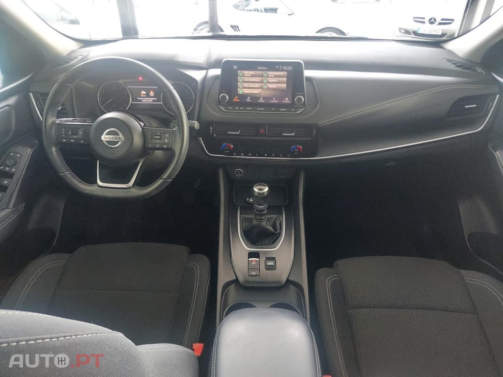 Nissan Qashqai 1.3 DIG-T N-Connecta 