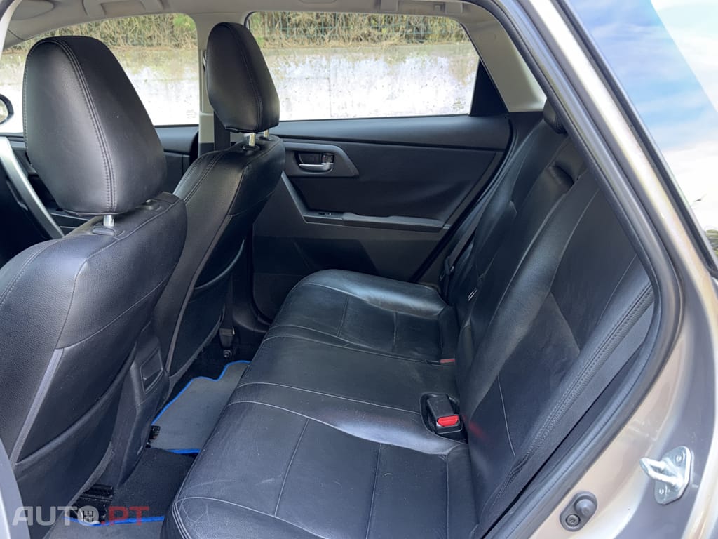 Toyota Auris Touring Sports 1.8 Hybrid Executive