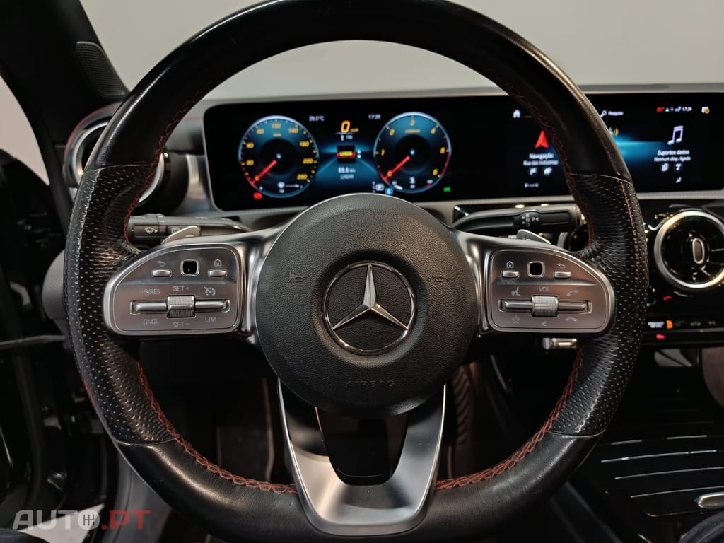 Mercedes-Benz CLA 180 d Shooting Brake AMG Auto