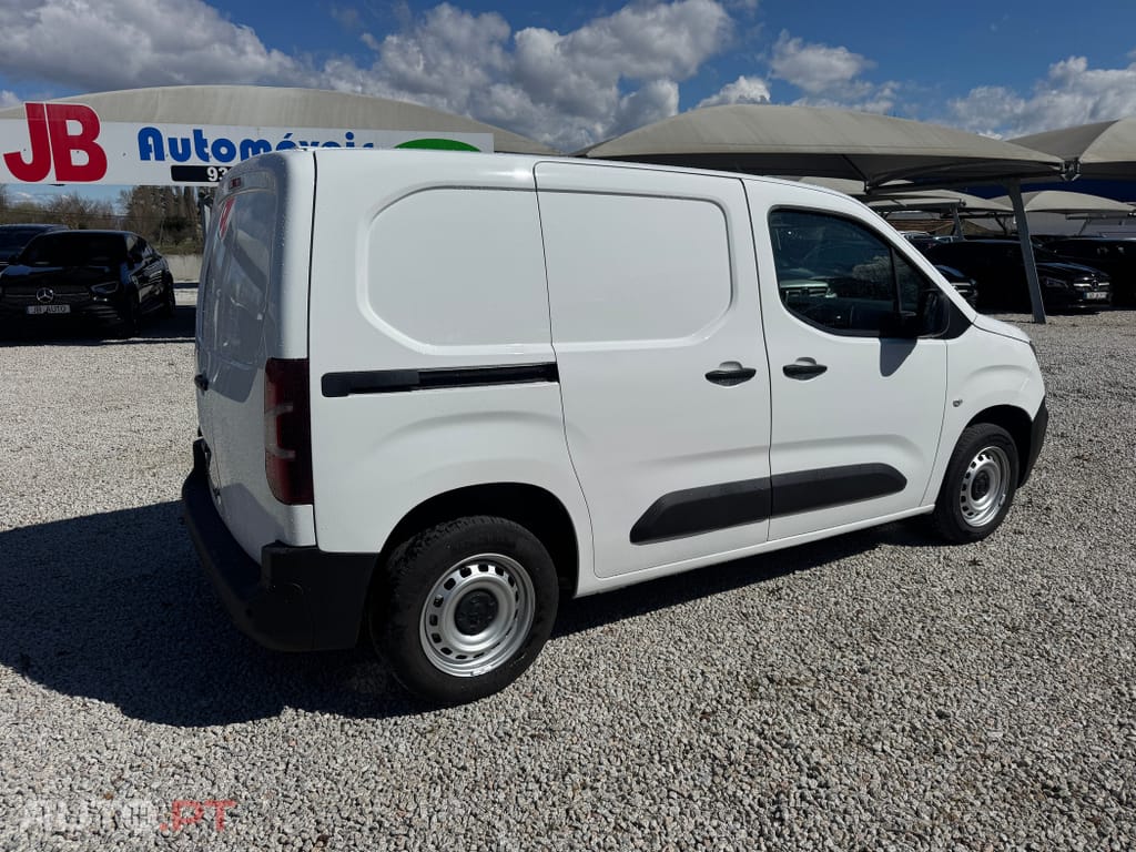 Peugeot Partner 1.5 BlueHDi Pro Standard Plus