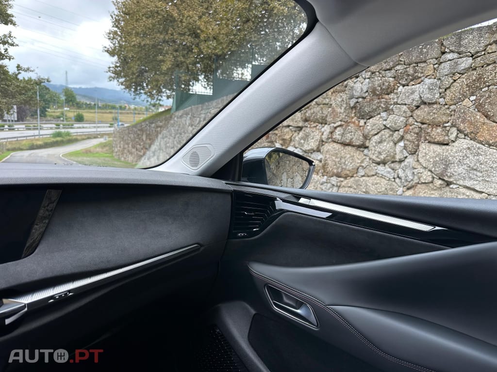 DS DS4 E-Tense Performance Line EAT8