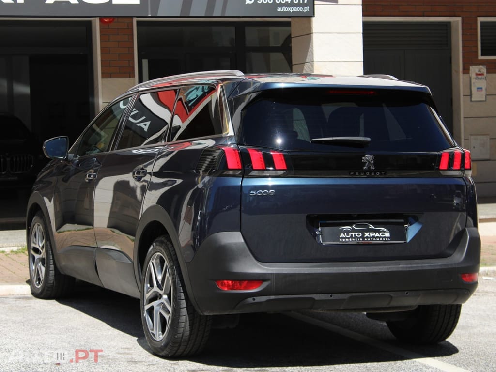 Peugeot 5008 BlueHDI 130 EAT8 Allure