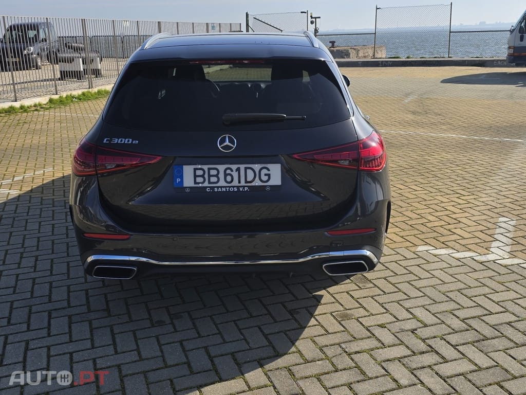 Mercedes-Benz C 300 e AMG Line