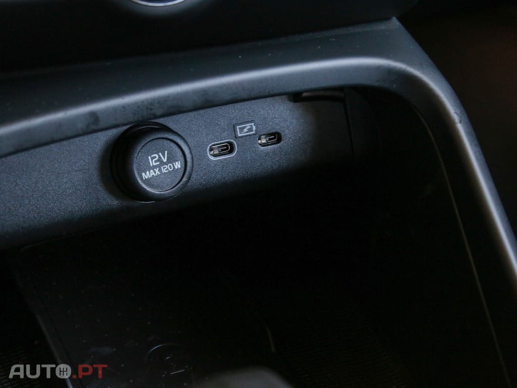 Volvo XC40 Recharge Core