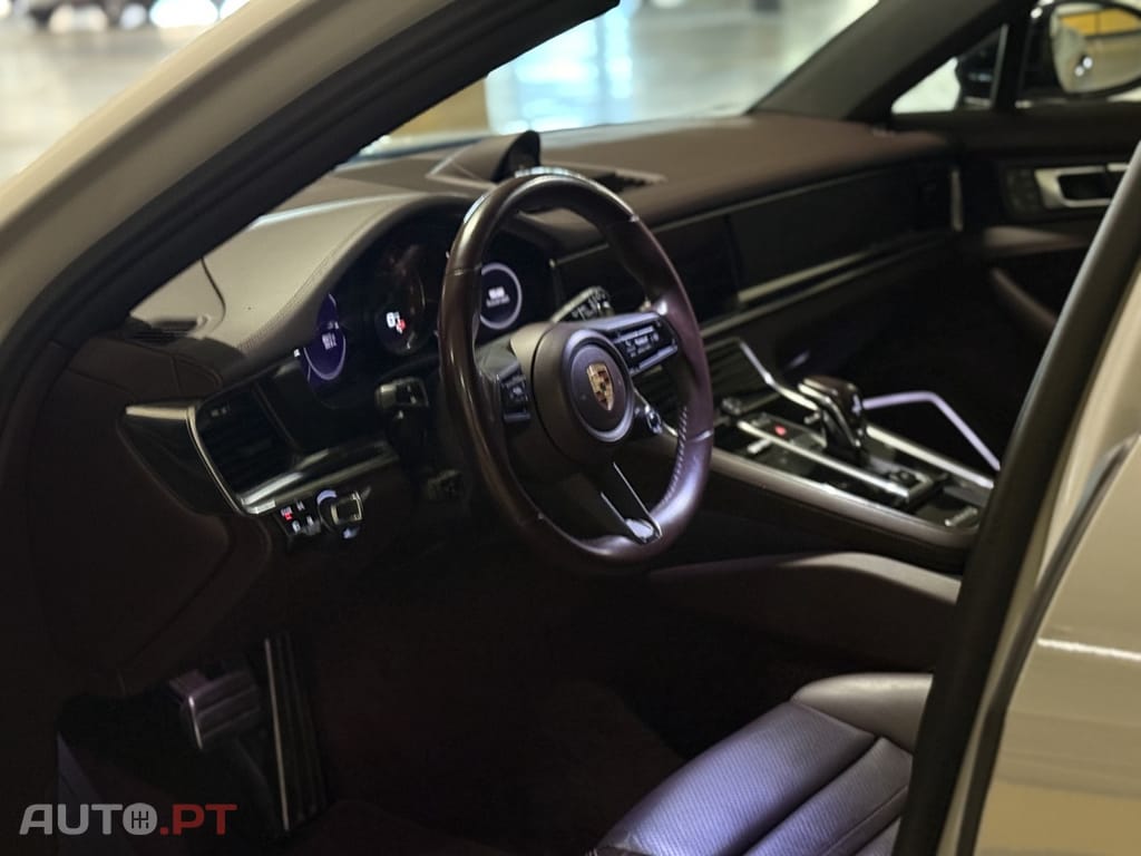 Porsche Panamera 4S E-Hybrid
