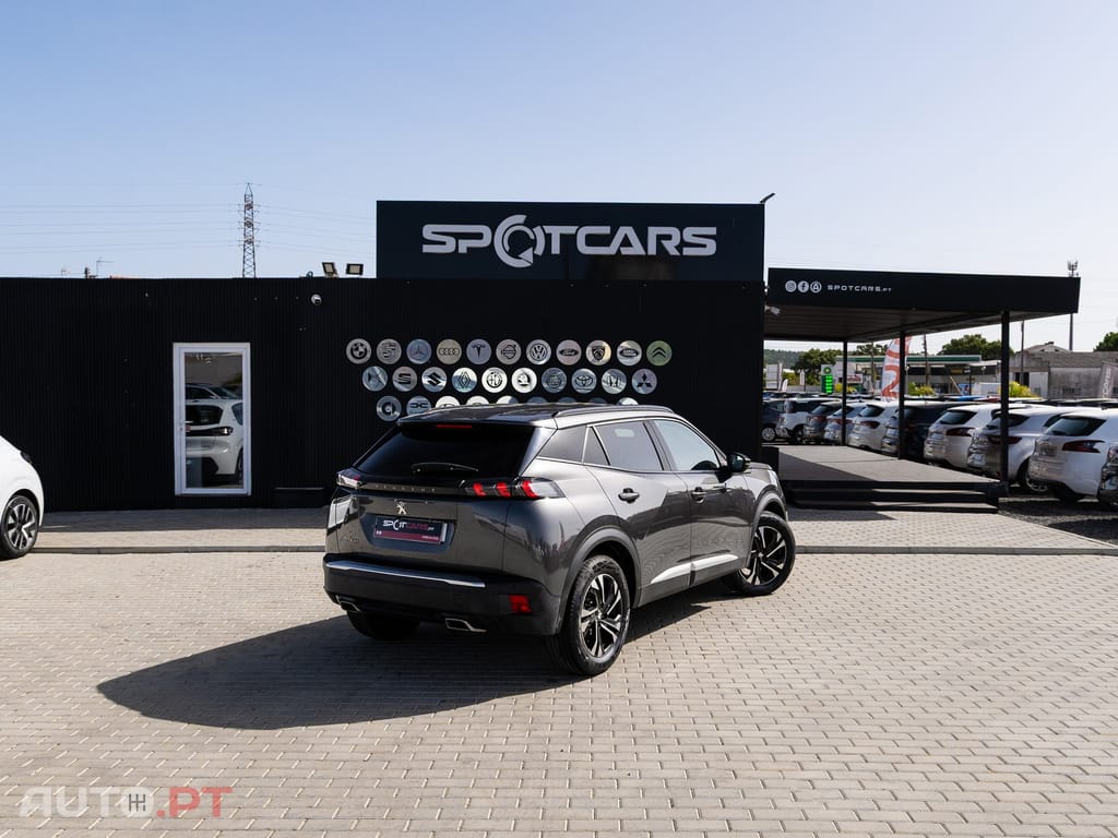 Peugeot 2008 1.2 PureTech Allure EAT8