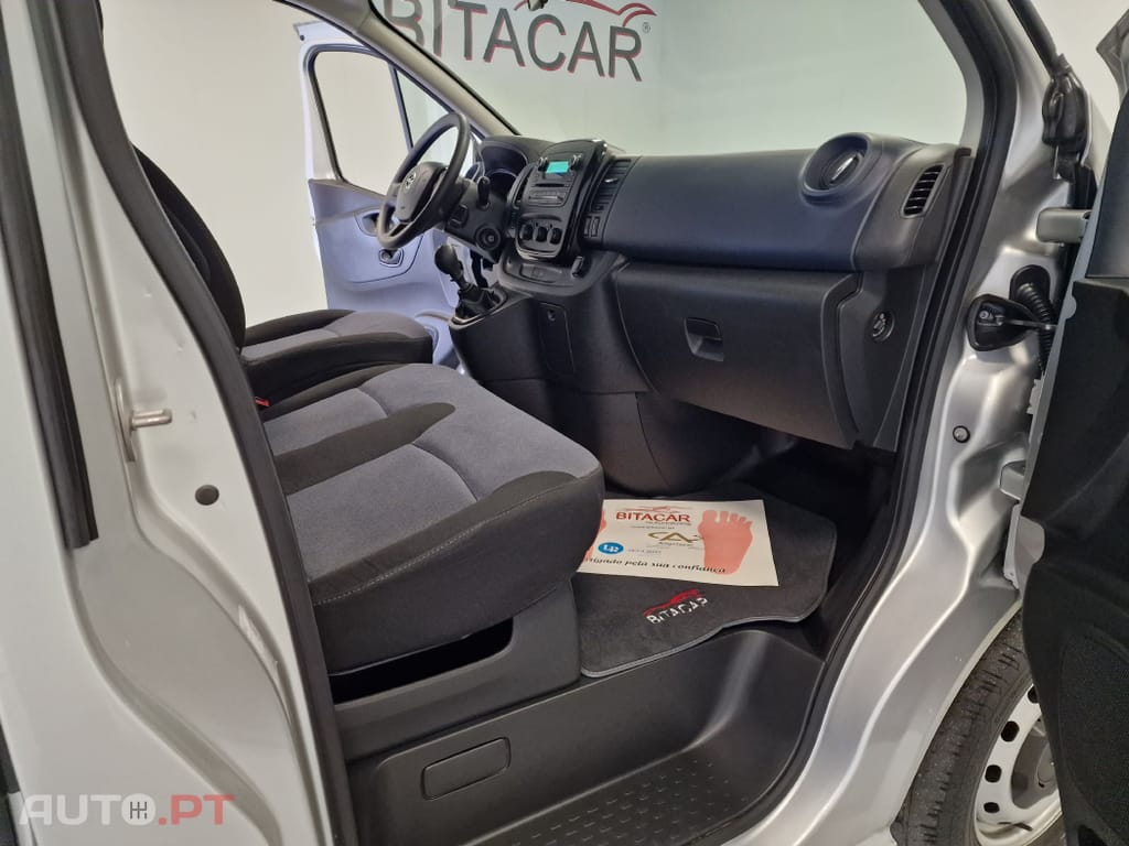 Opel Vivaro COMBI 1.6 CDTI L1H1 APENAS 28.000KMS