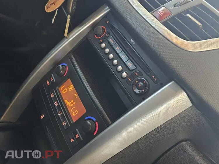Peugeot 207 SW 1.4 VTi Sportium