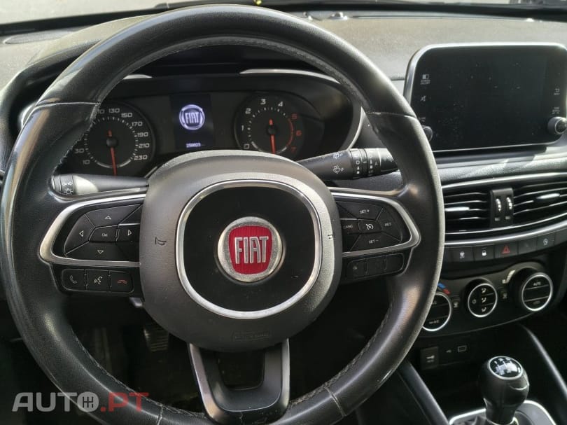Fiat Tipo 1.3 M-Jet Lounge J17
