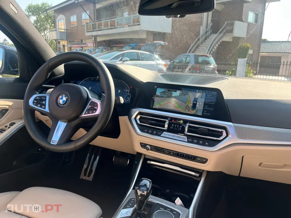 BMW 330 e Pack Desportivo M Auto