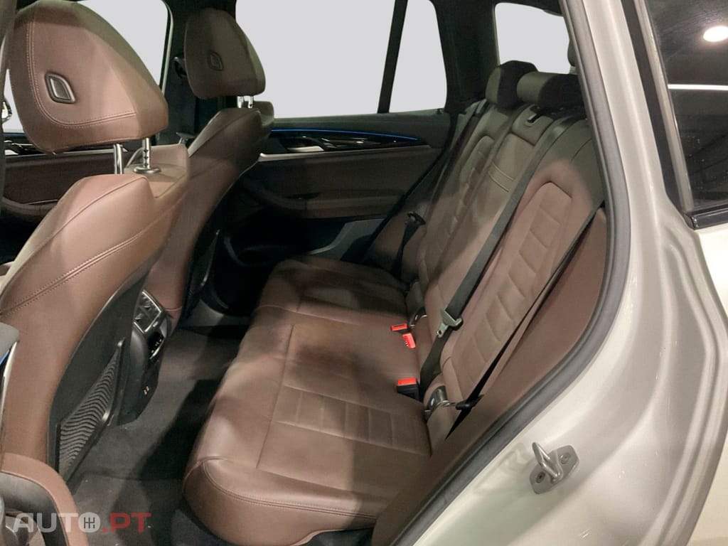 BMW iX3 74 kWh  M Sport Impressive