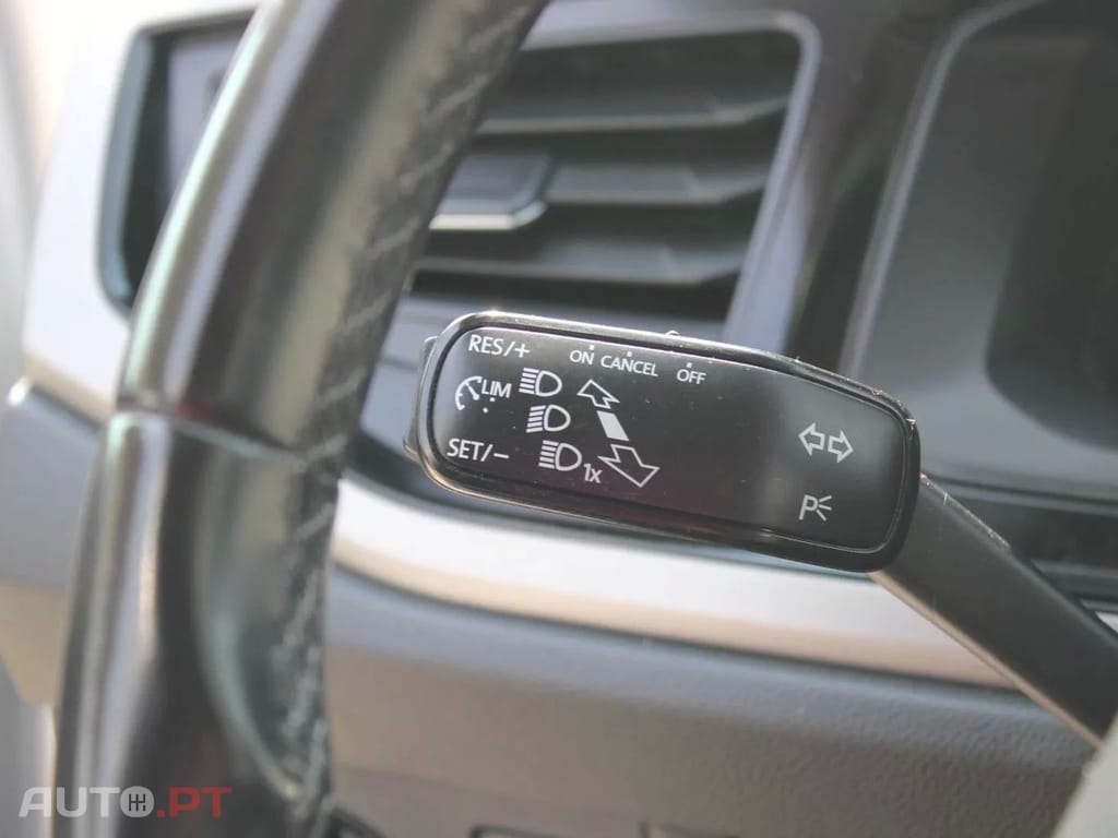 Volkswagen Polo 1.0 Confortline