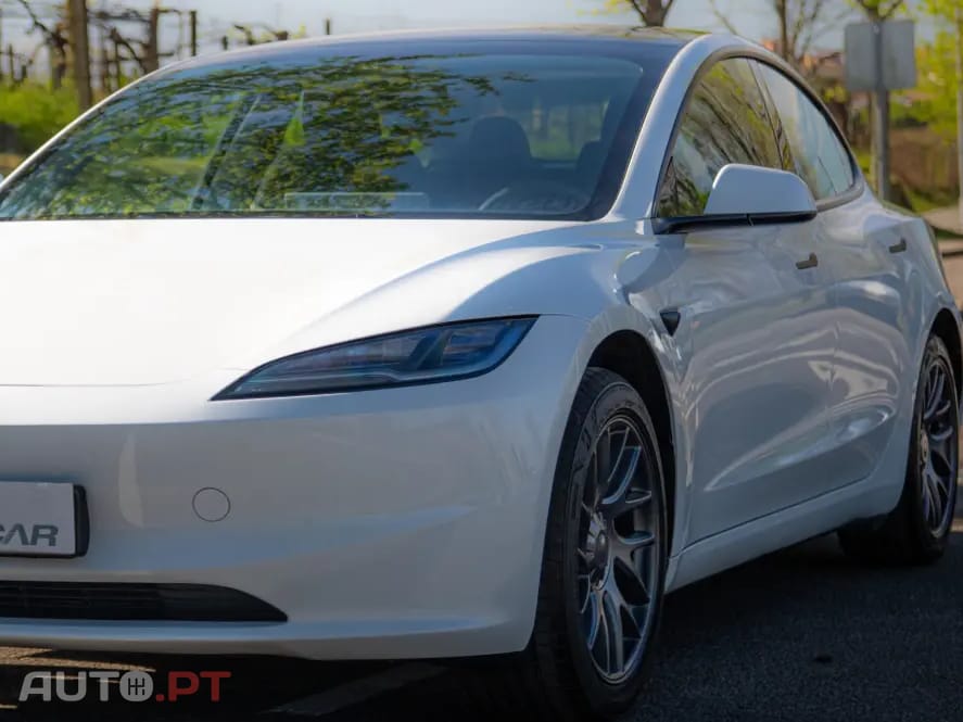 Tesla Model 3 Tração Traseira Premium